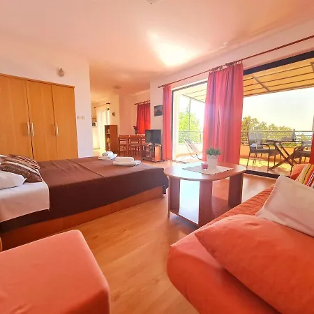 Apartament Zelena Oaza